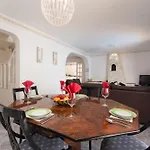 Beautiful 3 Bedroom * Callao Salvaje