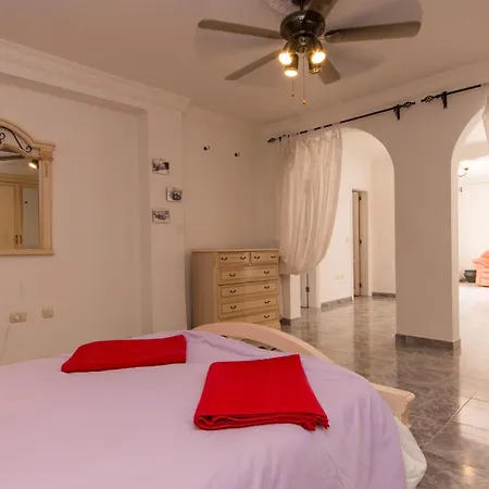 Villa Beautiful 3 Bedroom *