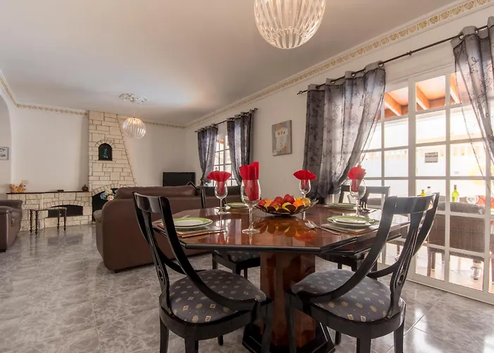 Villa Beautiful 3 Bedroom