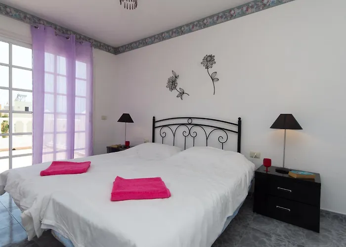 Villa Beautiful 3 Bedroom *