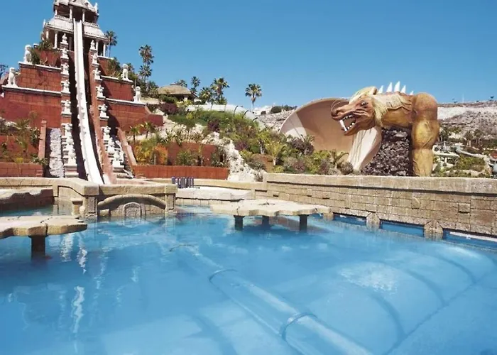 Beautiful 3 Bedroom *